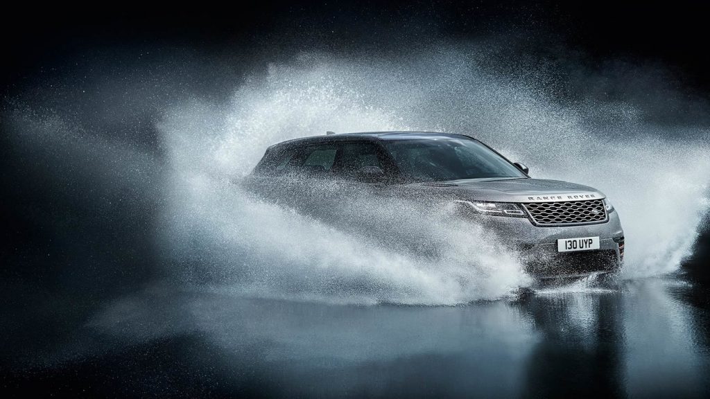 Range Rover Velar признан лучшим внедорожником года в России