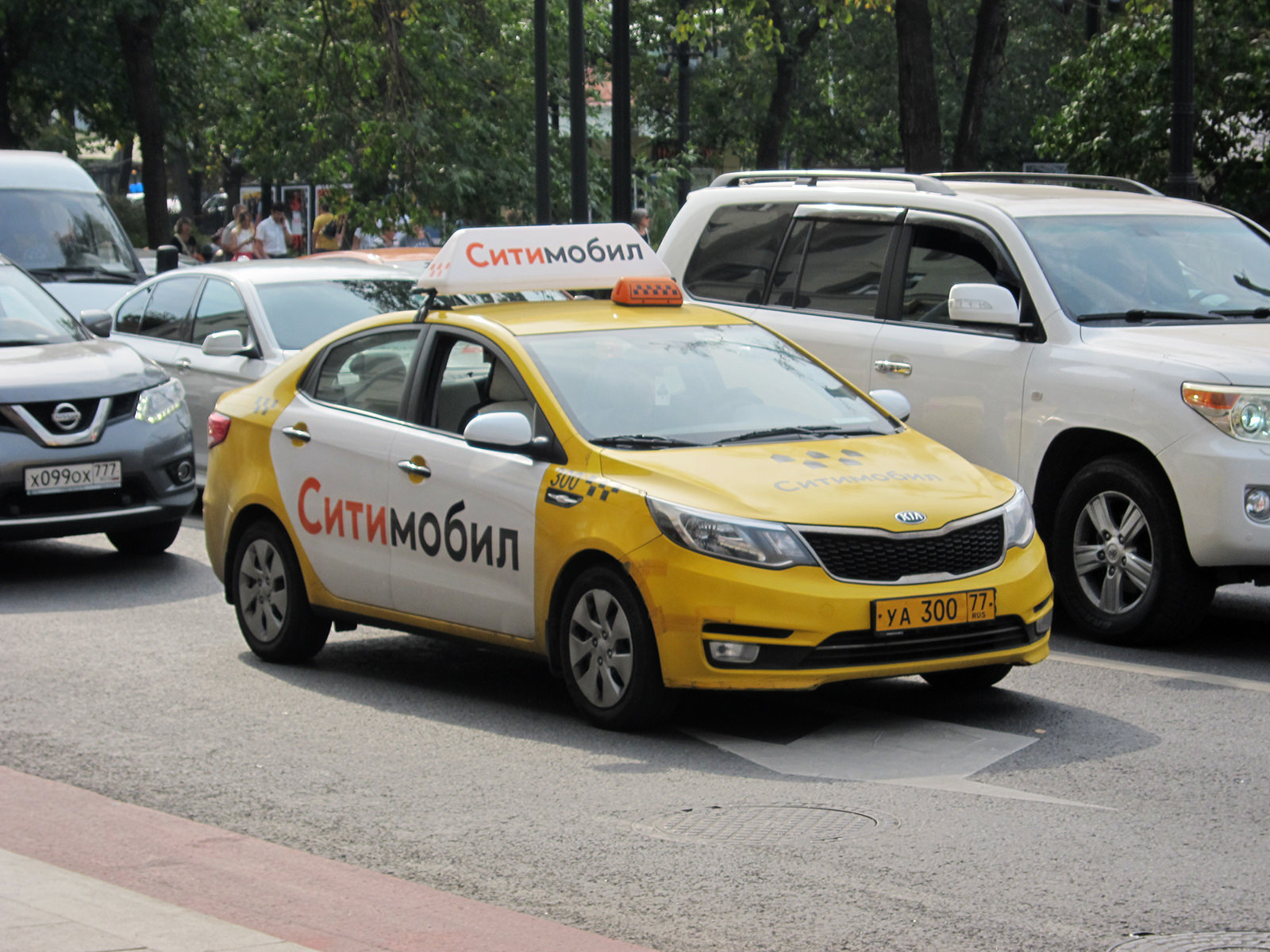 Сити мобил машины. Сити мобил. Машина такси Сити мобил. Такси Ситимобил в Москве.
