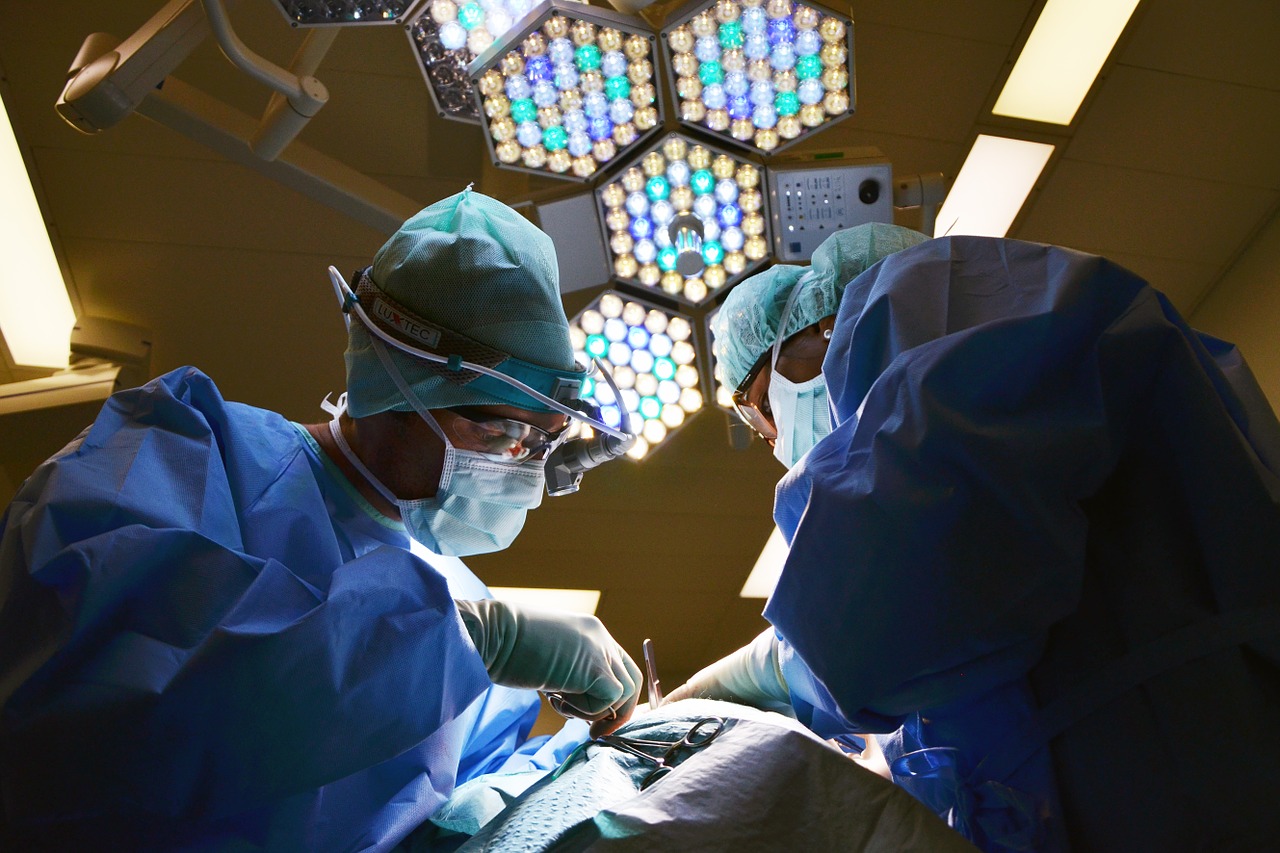 В Новосибирске сократилось количество клиник пластической хирургии.