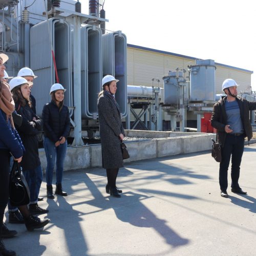 Студенты факультета энергетики НГТУ побывали с ознакомительной экскурсией на подстанции АО «РЭС»
