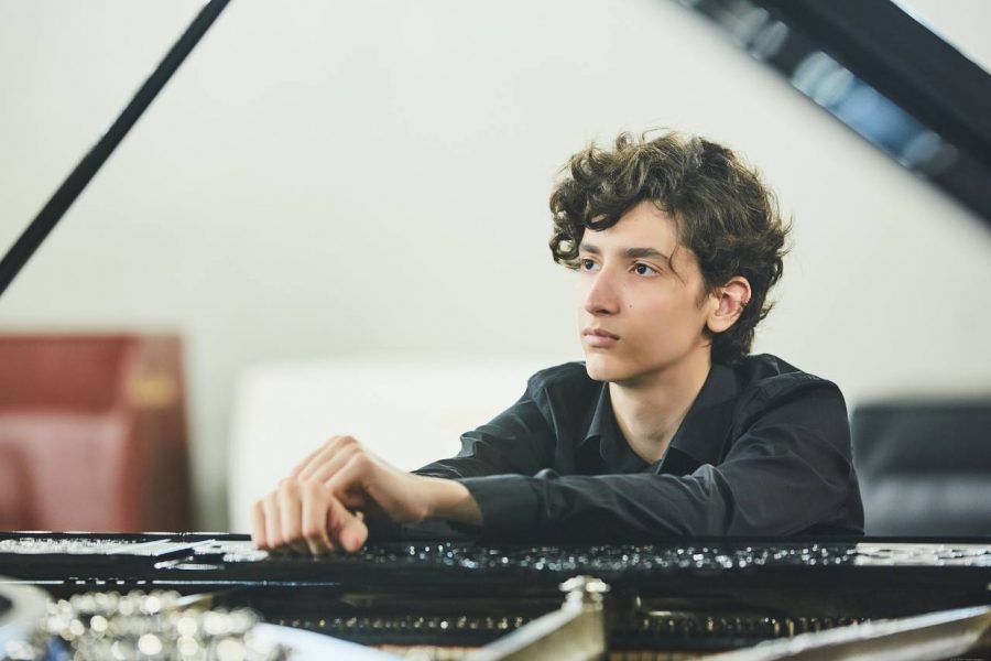 Новосибирский пианист стал победителем престижного международного конкурса