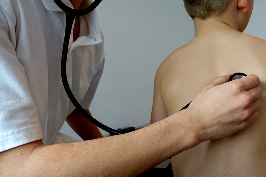 В Новосибирской области сохраняется дефицит лечащих врачей