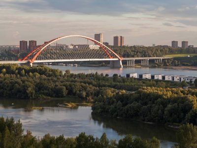 На берегу Оби построят два новых дома с водным фасадом