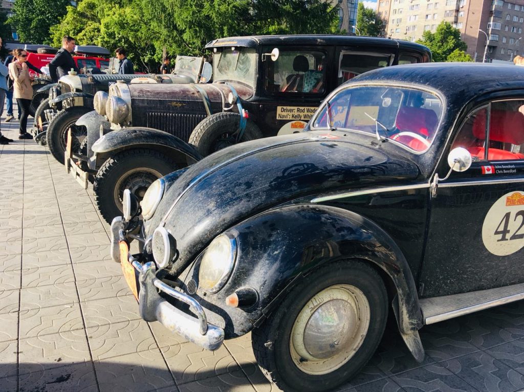 Выставка ретро-автомобилей ралли «Пекин-Париж» состоялась в Новосибирске