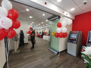 Альфа-Банк открыл новое отделение в центральном районе Новосибирска