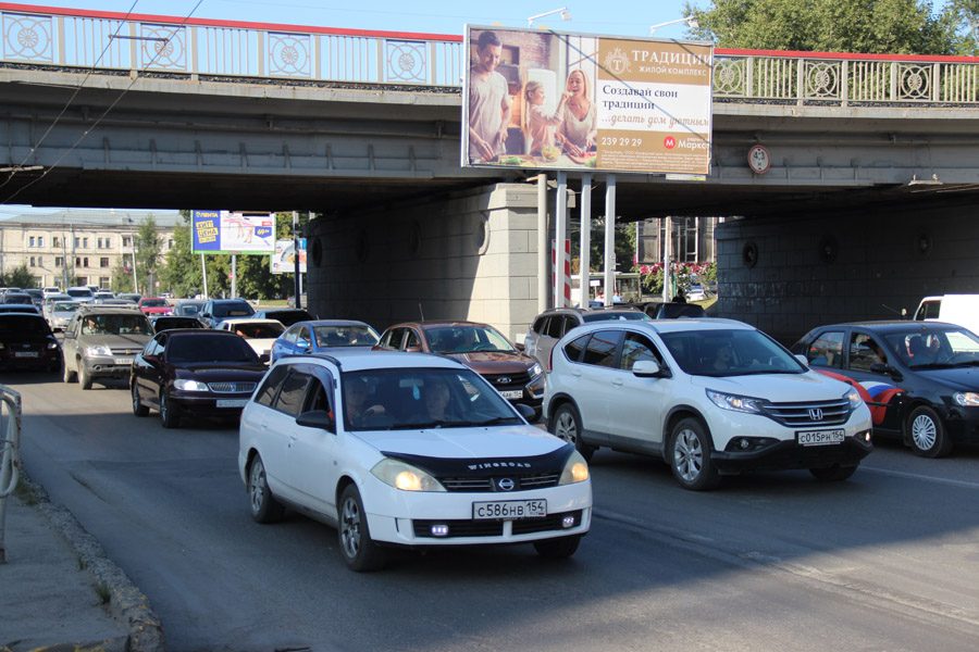 Новосибирская область попала в топ-30 крупных рынков новых машин