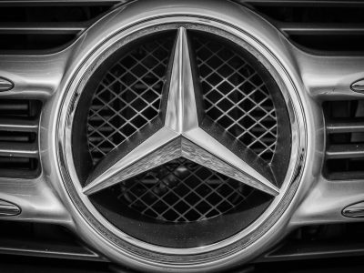 Mercedes-Benz отзывает в России около 400 автомобилей E-класса