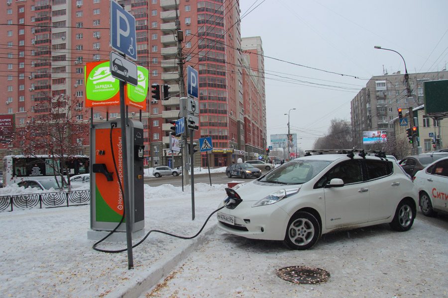 Установка новосибирск. Электрозаправки в Новосибирске. Заправочные станции для электромобилей. Зарядные станции для электромобилей в Новосибирске. Сеть заправочных станций для электромобилей.