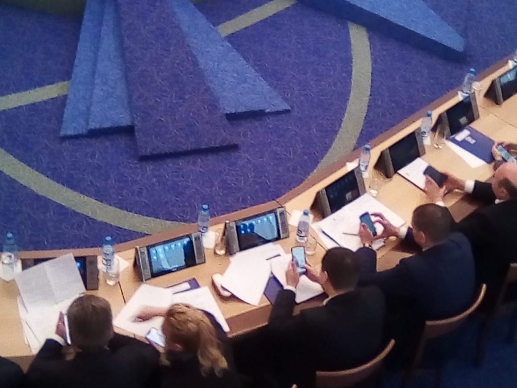 Депутаты недовольны неподобающим поведением чиновников мэрии