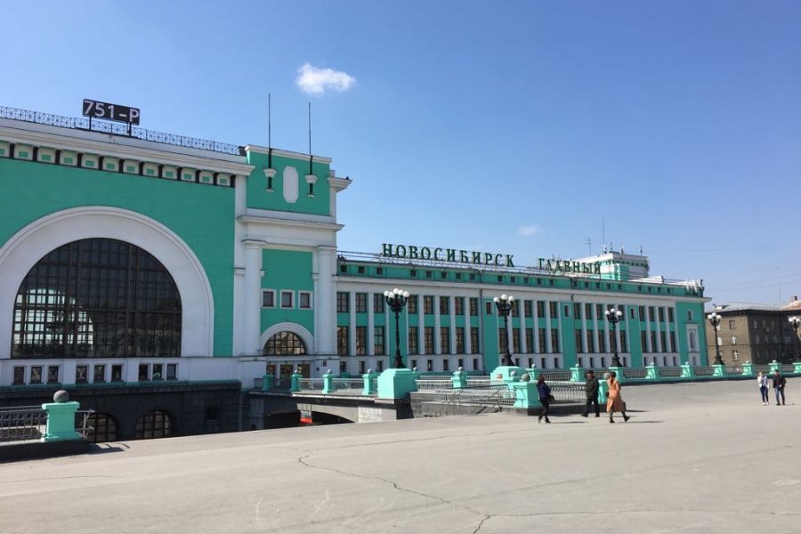 Бывший начальник железнодорожной станции Новосибирск-главный осужден за получение взяток