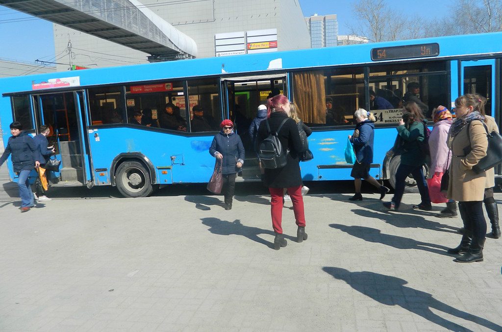 Общественный транспорт возвращается к работе в штатном режиме