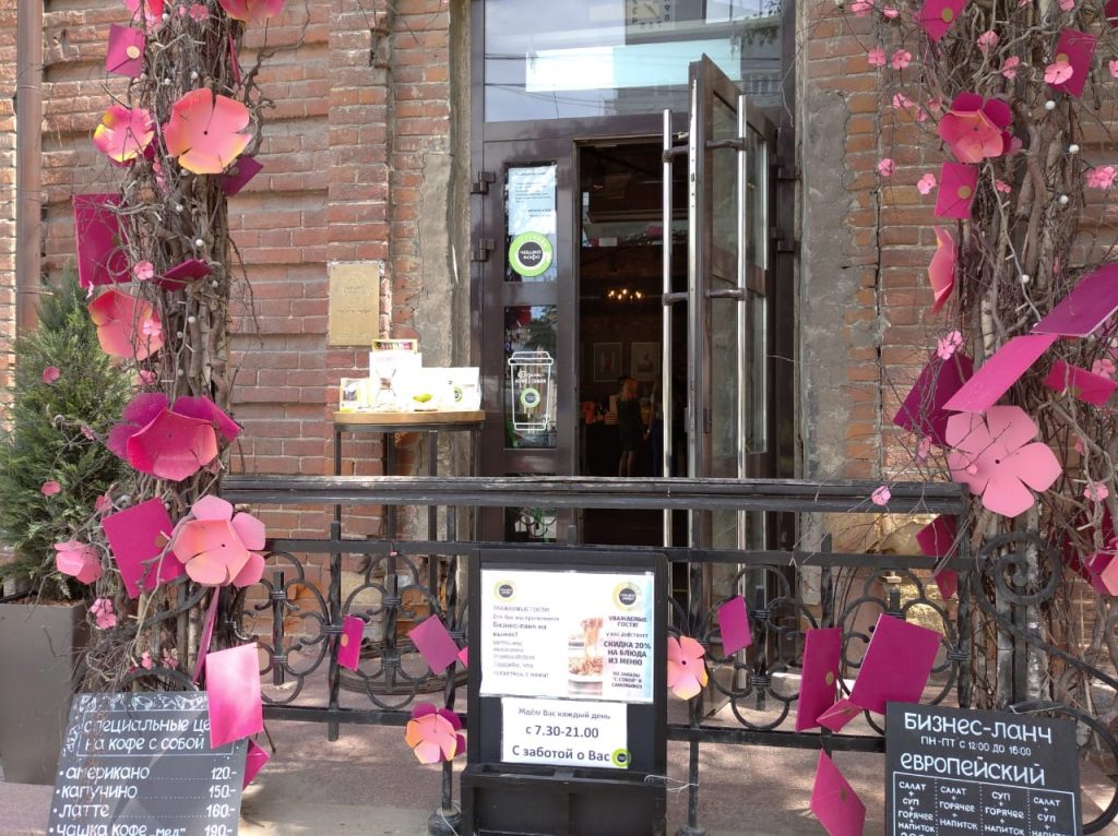 Общепит Новосибирска добился открытия летних веранд