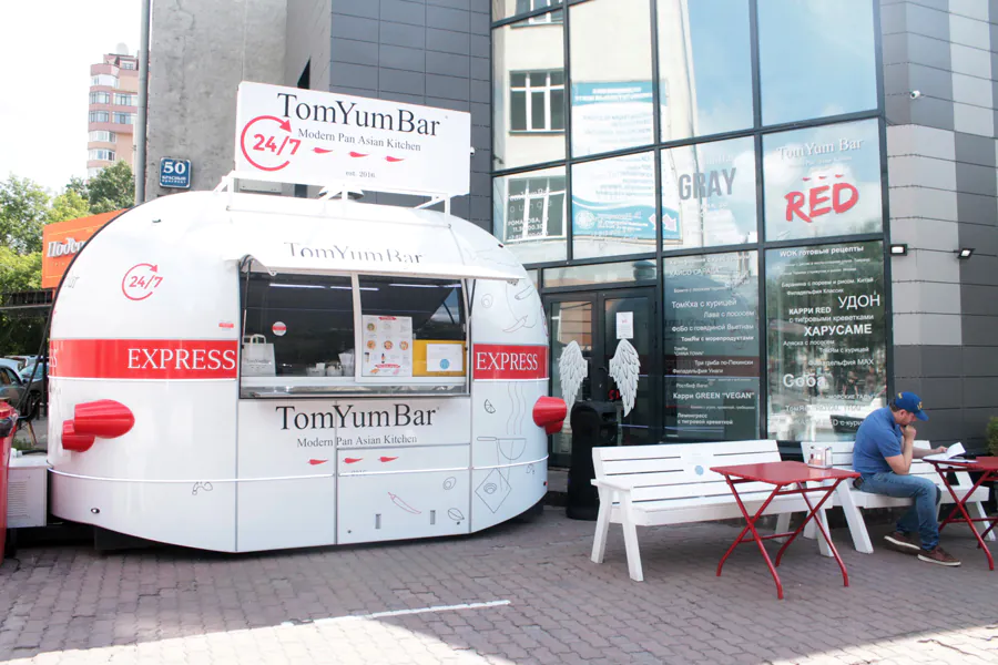 Летники разрешили ставить всем рестораторам