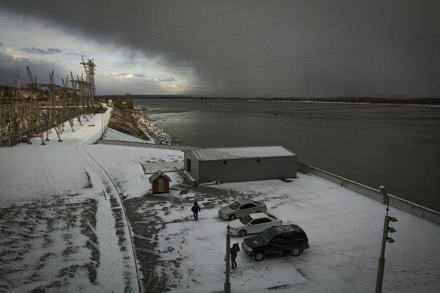 Новосибирская ГЭС увеличивает сброс воды