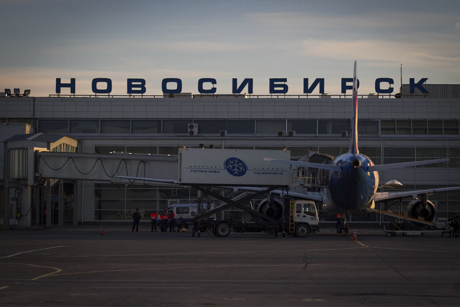В январе аэропорт Толмачёво обслужил почти 399 тысяч пассажиров
