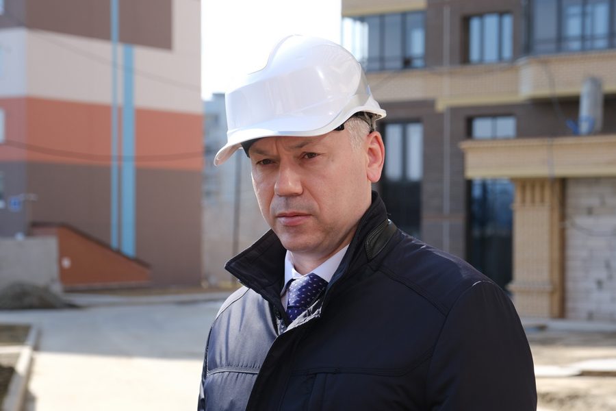 Почему Новосибирск показывает снижение по виду деятельности «Строительство»?