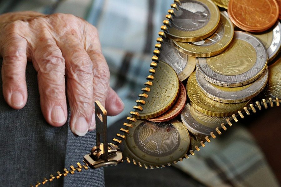 Новосибирцы возвращают свои пенсионные накопления из НПФ в ПФР