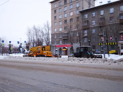 Сергей Меняло призвал область помочь Новосибирску с вывозом снега