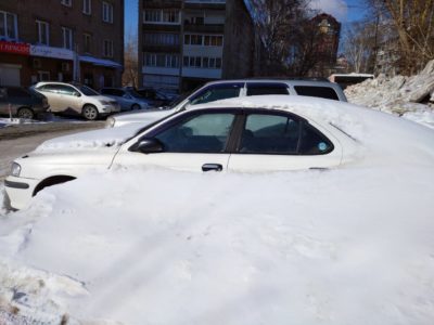43% новосибирцев выступают за вывоз брошенных автомобилей на штрафстоянки