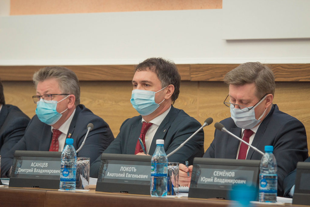 Горсовет Новосибирска не согласился снизить планку легитимности фракций