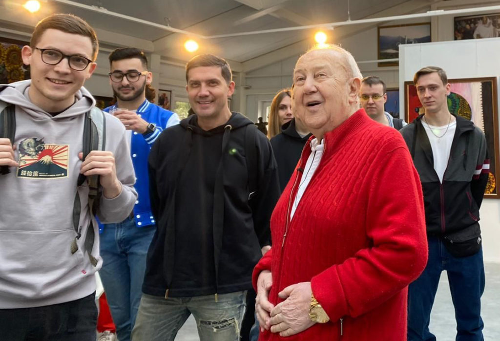 Новосибирцы получили награду от Зураба Церетели