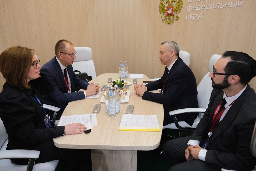 Президент «Балтики» и губернатор Новосибирской области обсудили регулирование пивоваренной отрасли в рамках ПМЭФ