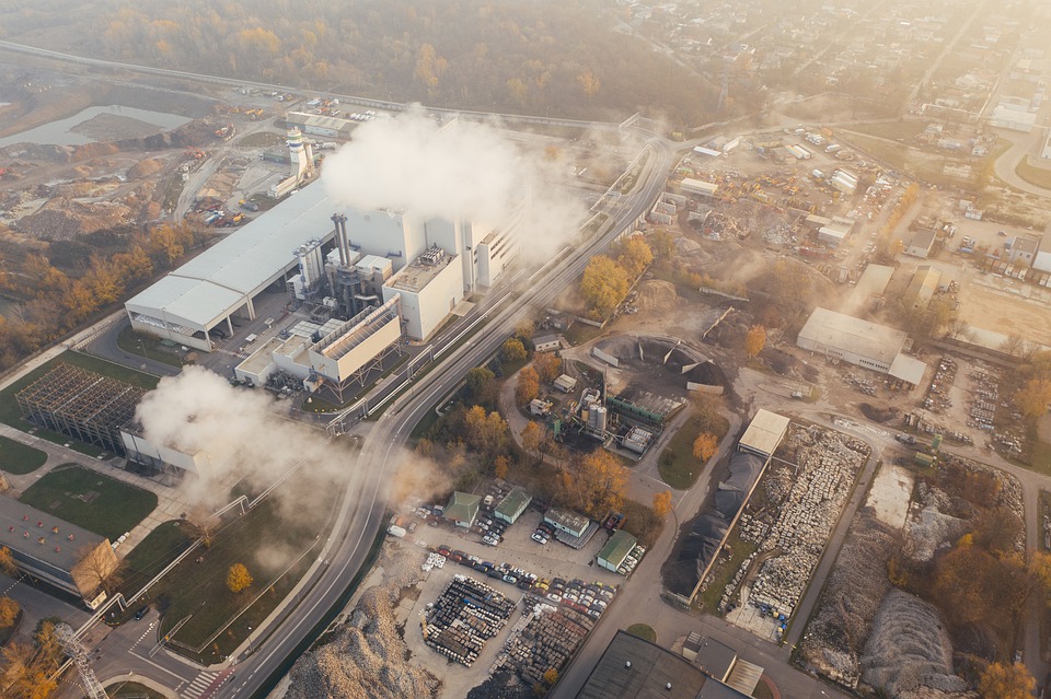 За 2020 год российские предприятия выбросили в воздух 16,95 млн тонн загрязняющих веществ