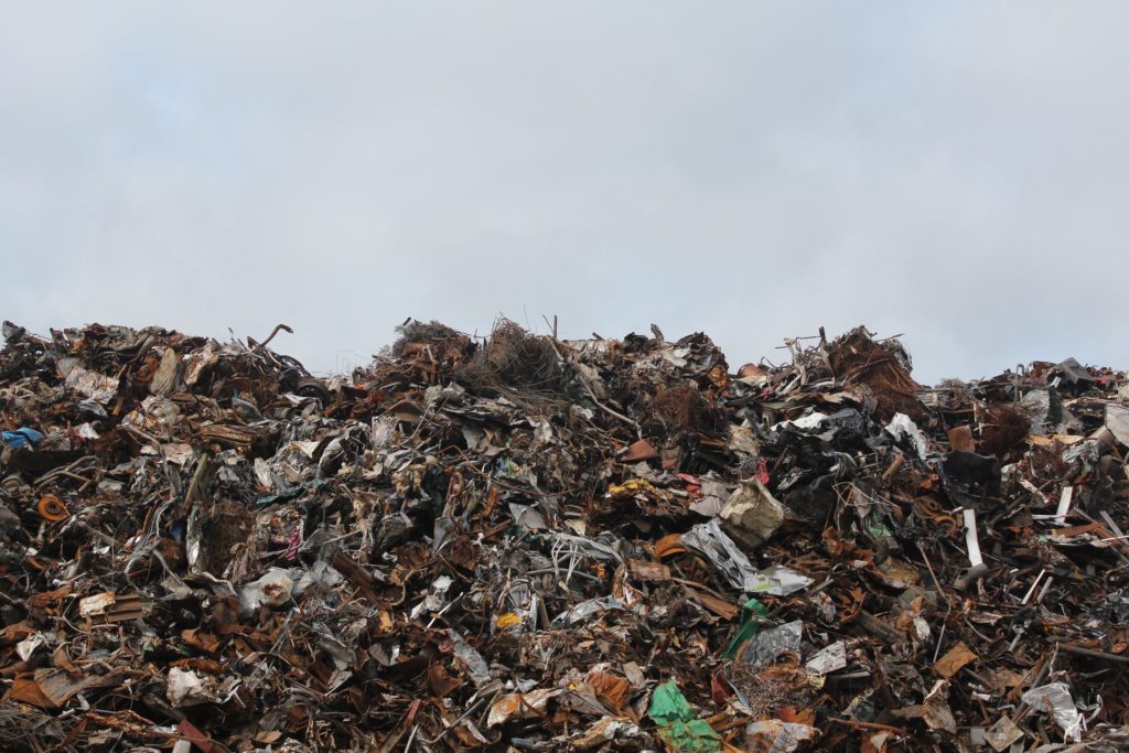 В Новосибирске снова горел мусорный полигон