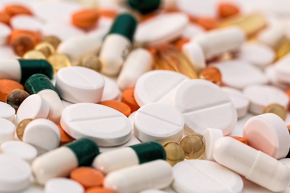 Несетевые аптеки открыли дистанционную торговлю безрецептурными препаратами