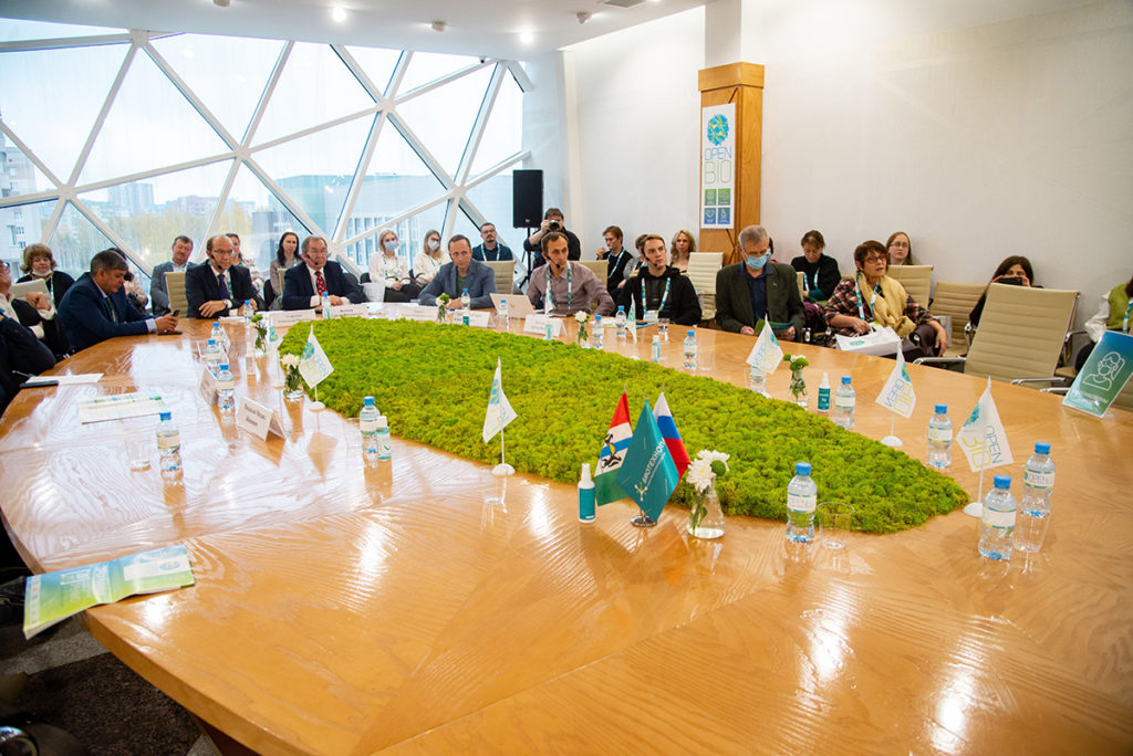 Ученые считают, что нужно проводить массовое тестирование на антитела к COVID-19