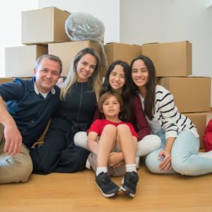 Доходы семей с двумя детьми при продаже квартир освободят от налога