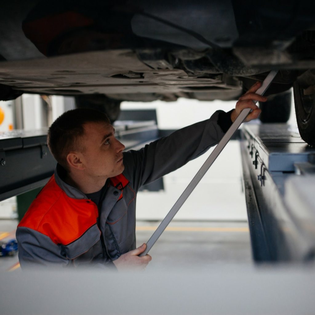 Стоимость обслуживания автомобилей в России в 2022 году вырастет примерно на 20%