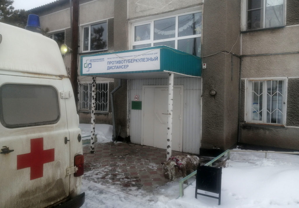 На принудительное лечение от туберкулеза отправили жительницу Краснозерского района