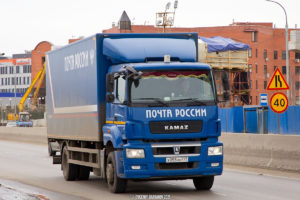 «Почта России» часть отправлений доставит наземным транспортом из-за ограничения воздушного пространства