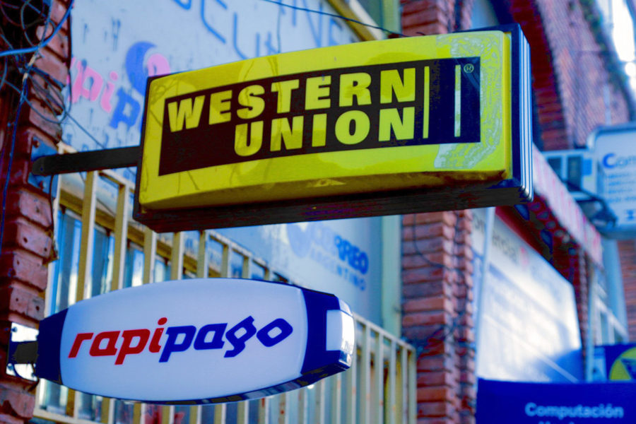 Western Union (WU) сдалась на фоне ввода санкций