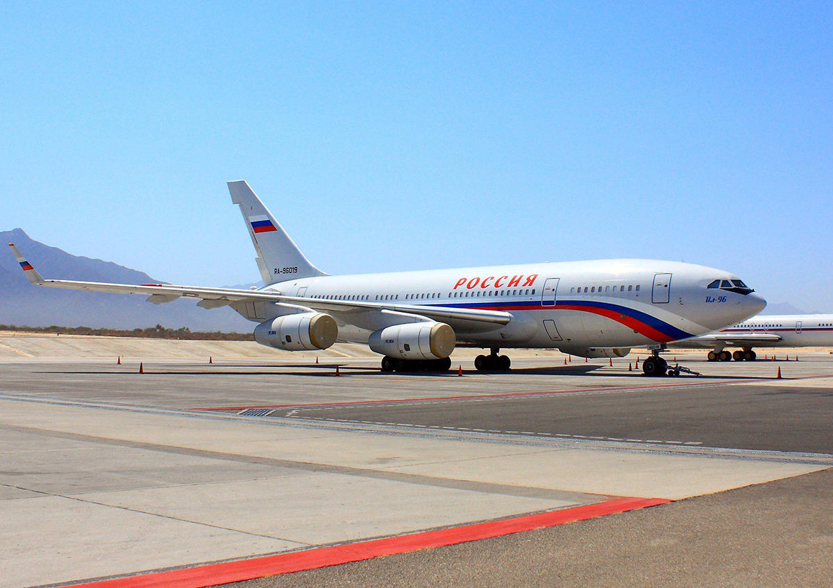 «Аэрофлот» завлекает VIP-клиентов голыми стюардессами (ФОТО)