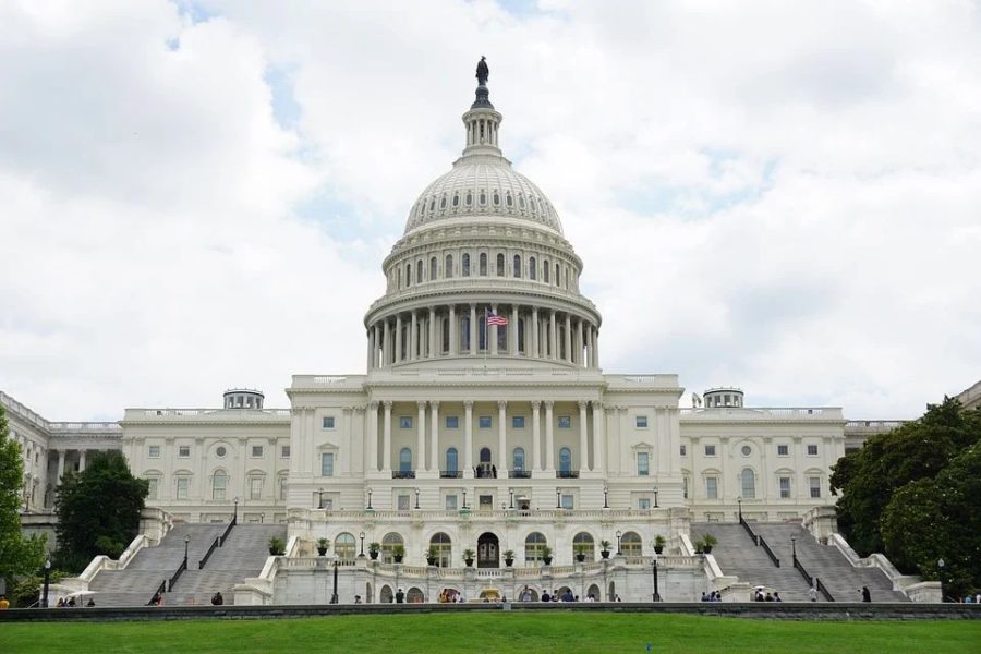 Конгресс США принял законопроект о запрете импорта энергоносителей из России