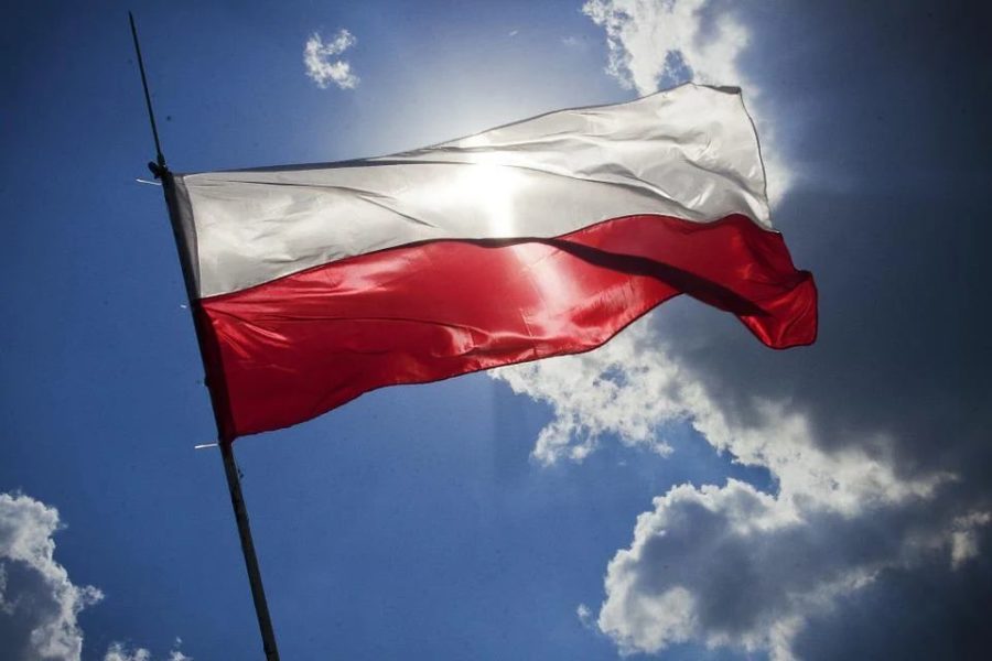 Польша ввела санкции против НОВАТЭКа, «Газпрома» и еще 48 российских и белорусских физических и юридических лиц