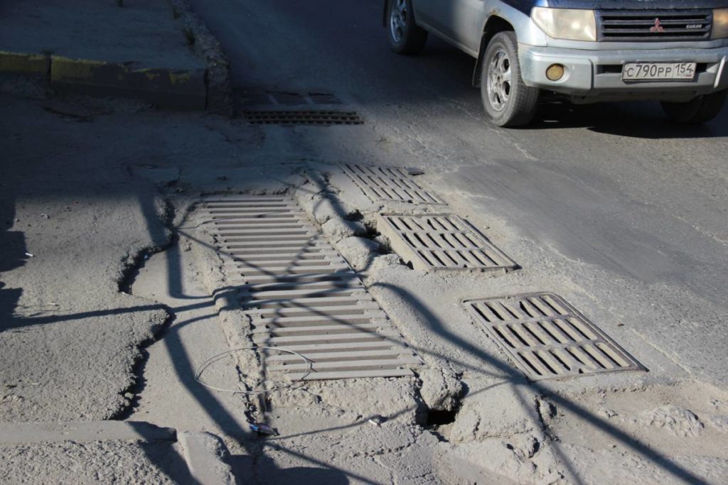 Традиционное весеннее обострение. Подрядчиков начали трясти по гарантиям за дороги