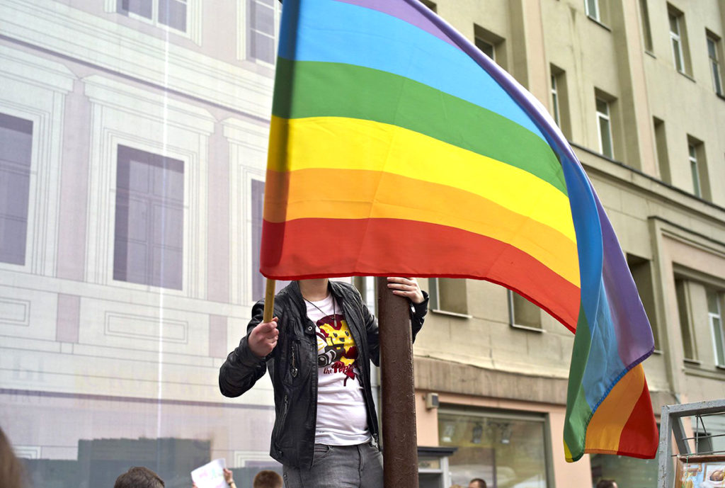 Законопроект о штрафах до 10 миллионов рублей за пропаганду ЛГБТ рассмотрят в Госдуме