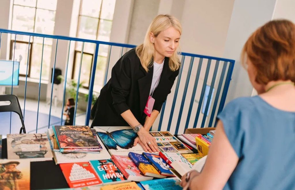 Как мама из Новосибирска открыла книжный магазин и стала социальным предпринимателем