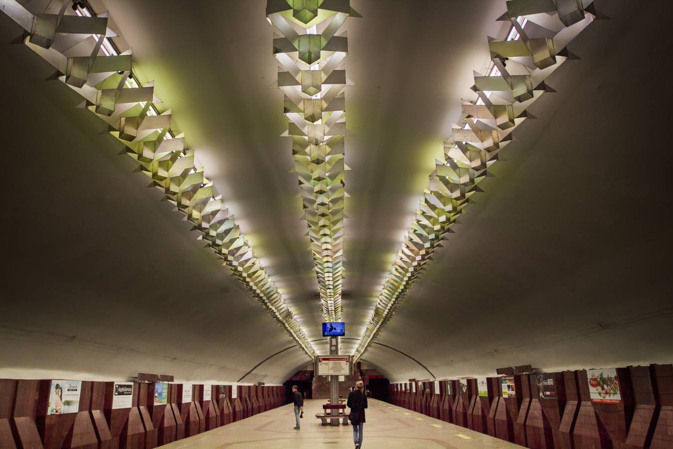 Чем удивляют три самые «зелёные» станции метро в Новосибирске