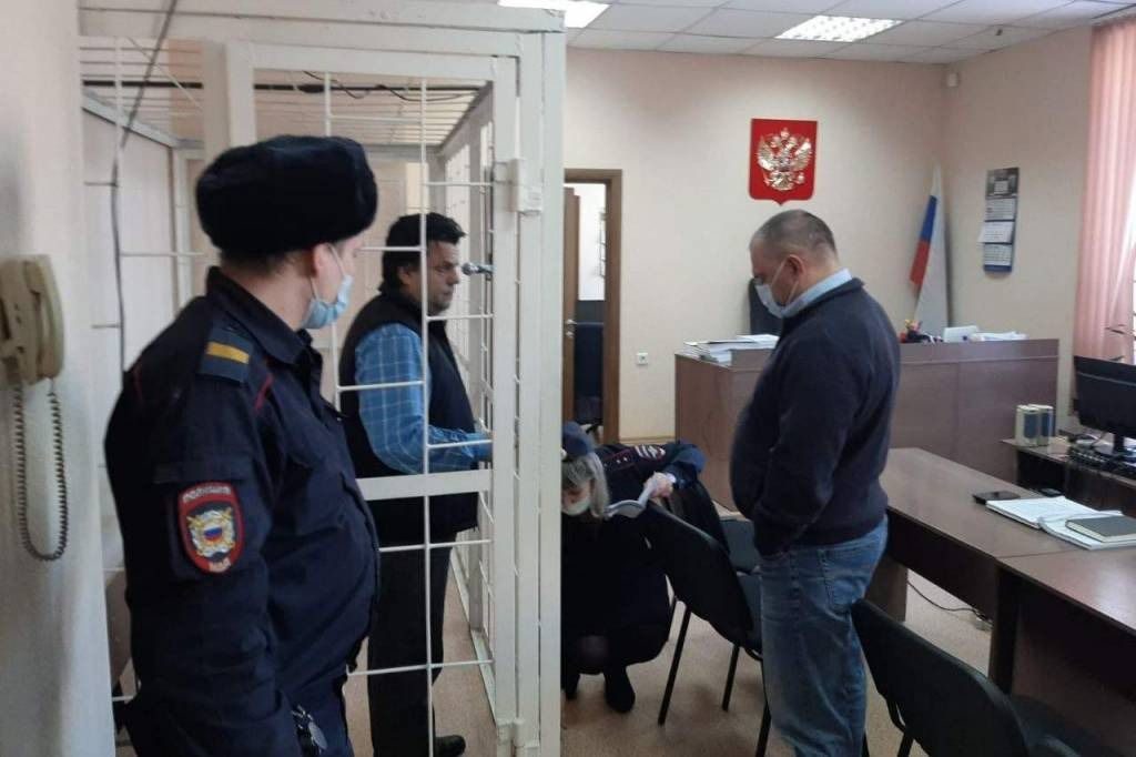 Предпринимателю за крупную взятку дали почти 8 лет