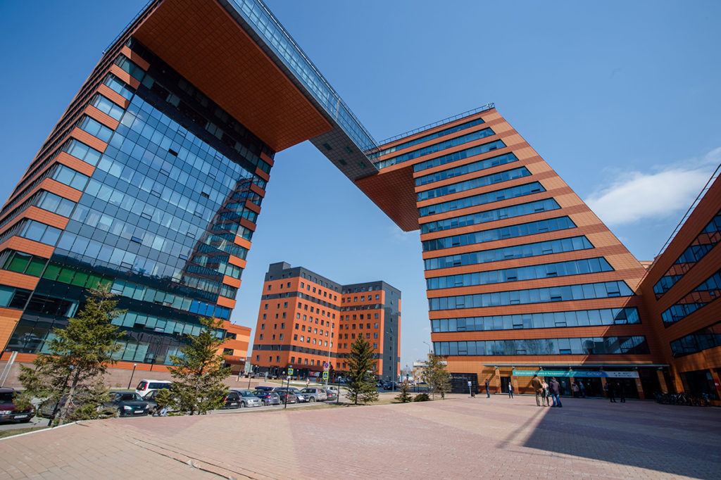 Сколько бизнес-инкубаторы помогают экономить начинающим стартапам: считаем на примере Академпарка