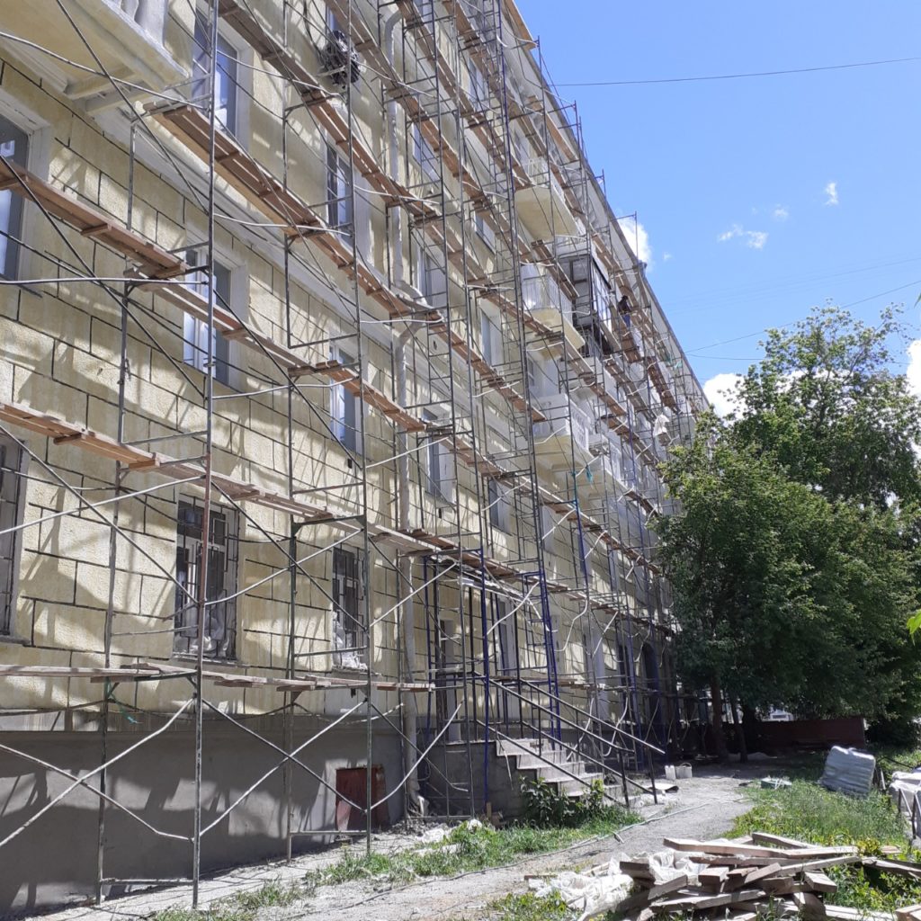 Несмотря на рост тарифов, в некоторых регионах Сибири программа капитального ремонта домов сорвана