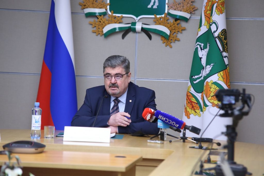 Экс-замгубернатора Томской области подозревают в подделке диплома об образовании