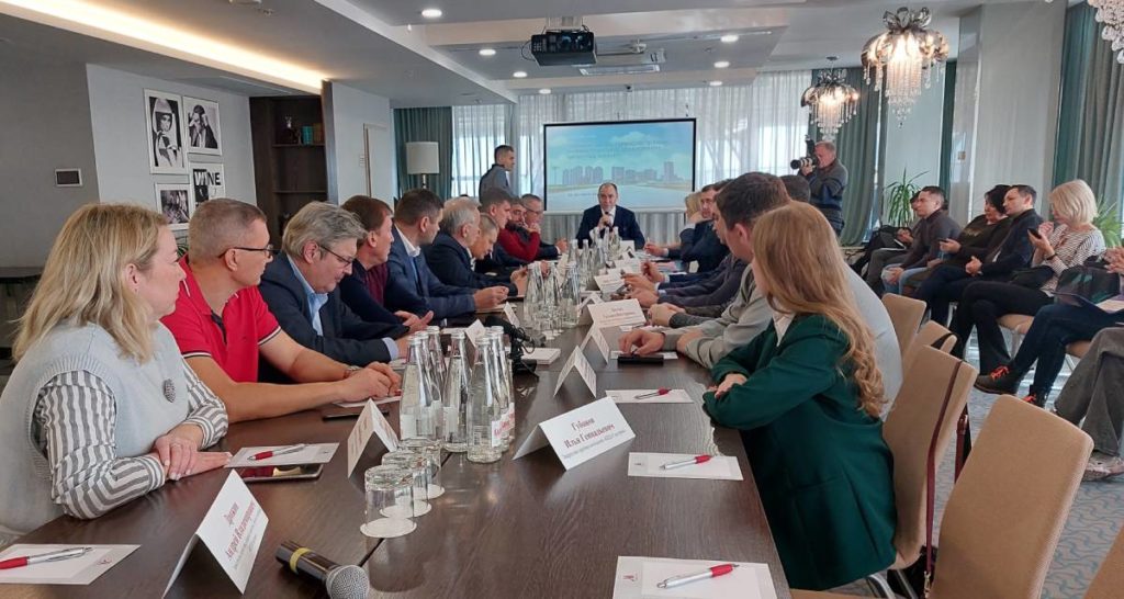 Строители и ресурсоснабжающие организации обсудили синхронизацию работ на новых территориях