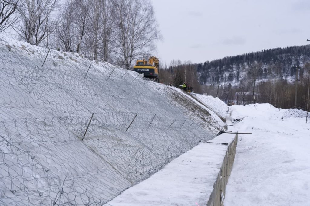 Завершена реконструкция первого участка дамбы в Кузбассе