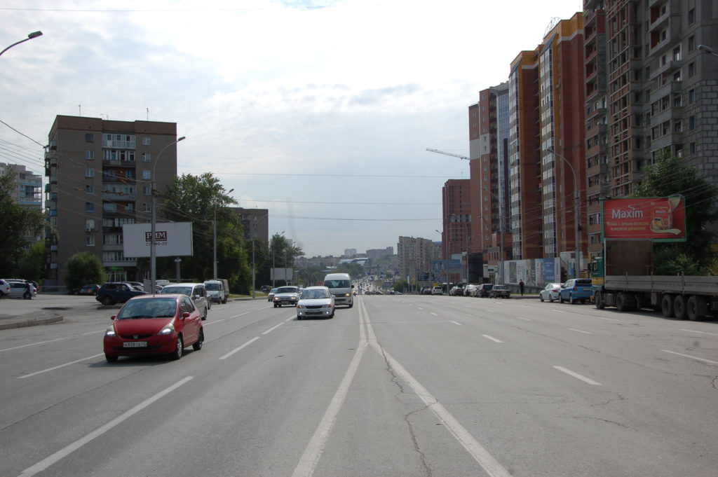 Размещение наружной рекламы по-новому: минус «маркизы», плюс флаги