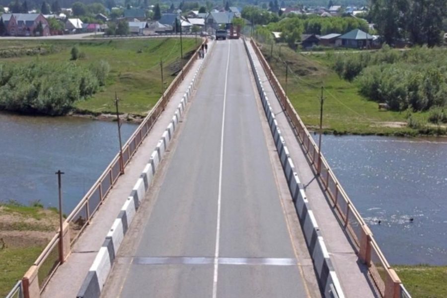 Проезд по мосту через реку Бердь будет ограничен без малого на год